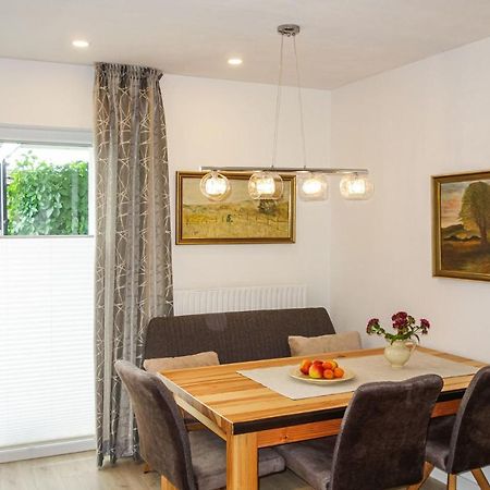 Beautiful Apartment In Dillenburg With Kitchen Eksteriør billede