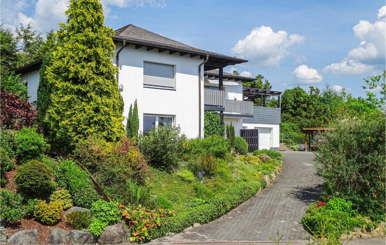 Beautiful Apartment In Dillenburg With Kitchen Eksteriør billede